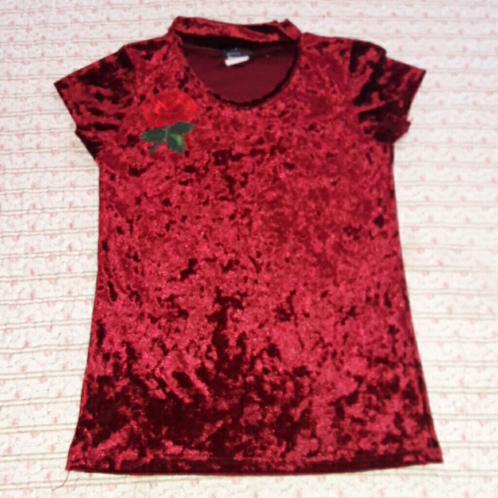 Red velvet rose top